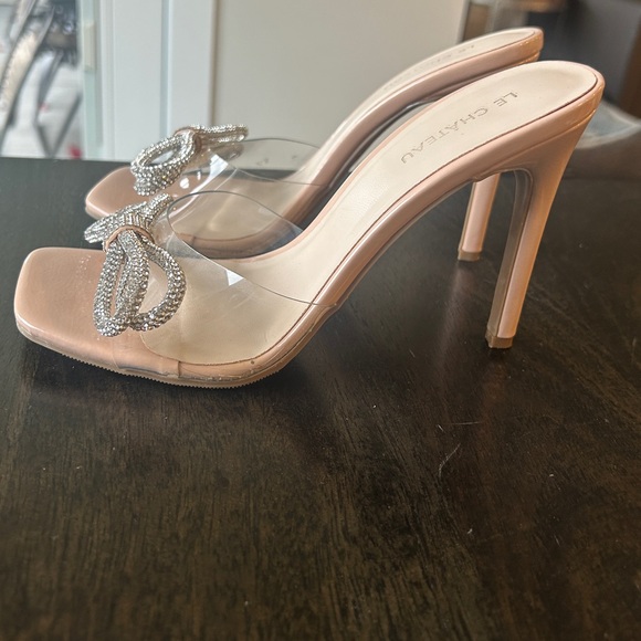 Le chateau sparkly bow heels ~ size 6.5 - Picture 4 of 7
